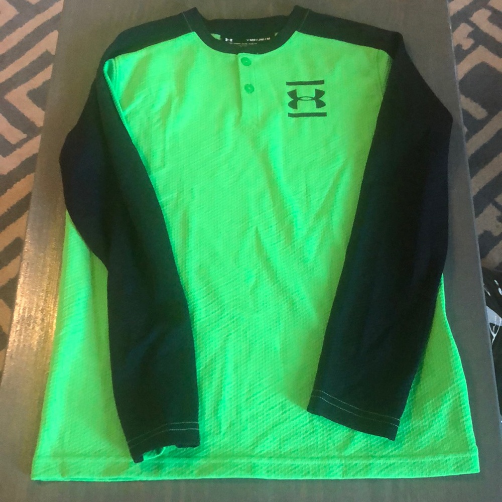 Under Armour long sleeve cold gear shirt